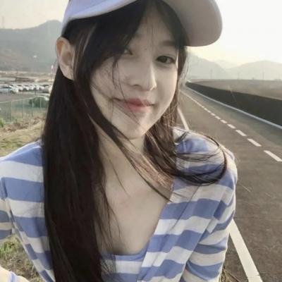 闭上眼睛活着很容易